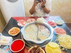 -储奇门鳝鱼火锅(总店)