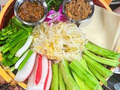 -张牌牌·东北烤肉小吃市集(金楠天街店)