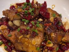 -黄泥岗·地道湖北菜(奥特莱斯店)