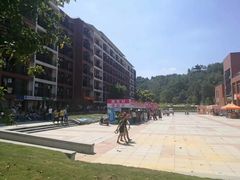 -浙江工商大学杭州商学院(桐庐校区)