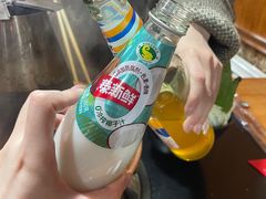 -果松木炭酸菜铜火锅·外婆参鸡汤