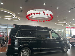 -杭州中升之星奔驰4S店(滨江店)