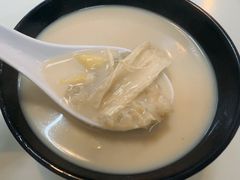 腐竹薏米汤-汕头街养生糖水铺