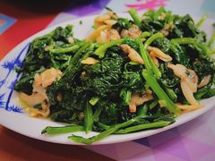 菠菜拌飞蛤-友利砂锅居(烟台店)