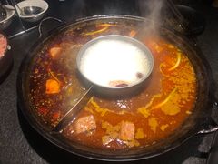 -渝涯重庆豆花老火锅(中赢国际店)