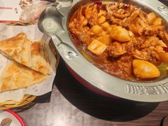 -胖哥俩肉蟹煲(石家庄长安万达店)