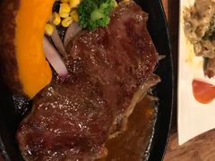 -玛格萝妮(汇智国际商业中心店)