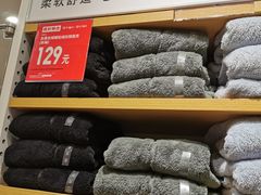 -优衣库(上海金桥太茂店)