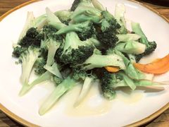 蒜蓉西兰花-望江楼餐吧(阳朔西街店)