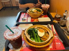 -华记煲仔华·煲仔饭(人和店)