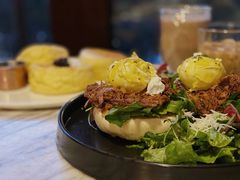 牛肉班尼迪克蛋-the rug 飞毯 (朝阳公园店)