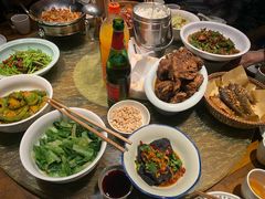 -洞庭土菜馆(易发广场店)