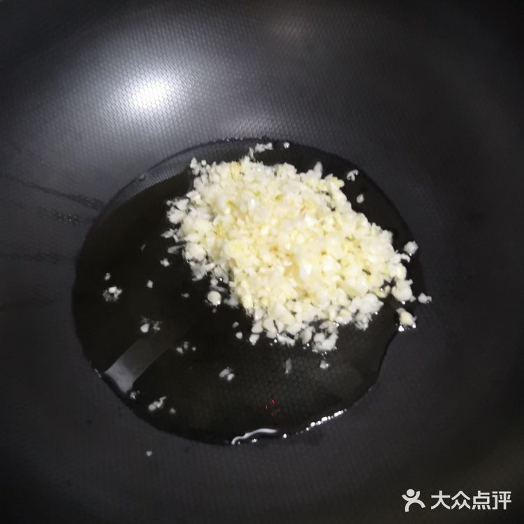 在家好好吃饭之蒜蓉蒸鲍鱼
