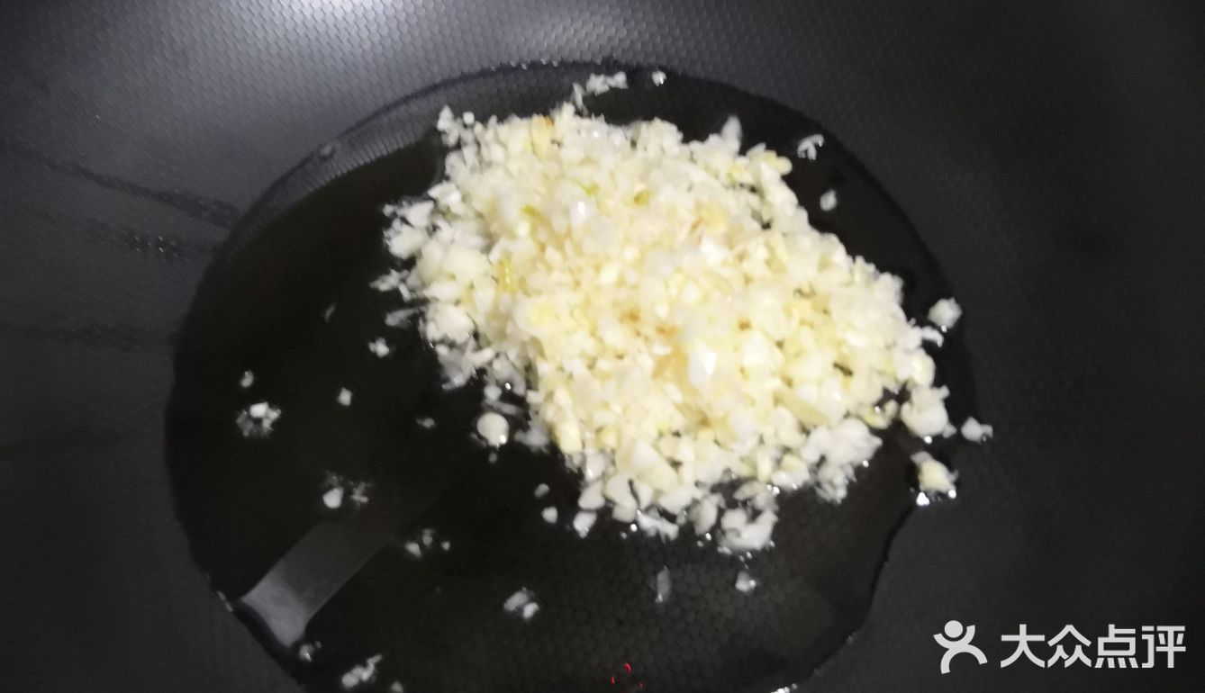 在家好好吃饭之蒜蓉蒸鲍鱼