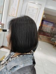 -镁连社·美联社