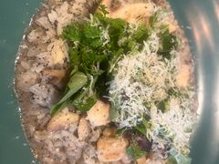 -Carbon莫卡哆·意大利复古集市餐厅(杭州大厦店)