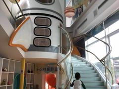 -极橙儿童齿科矫正中心(奥城店)
