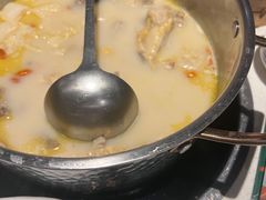 -煲王粤菜餐厅(中侨中心店)