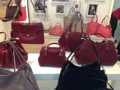 -中免(澳门机场免税店)