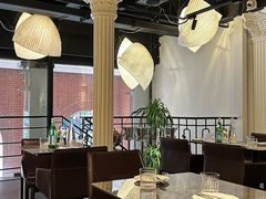 -LESCEDARS Brasserie Bistro香柏树