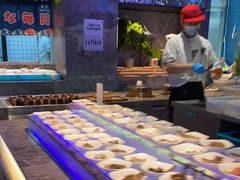 -曼格活海鲜·牛排自助(光明蓝鲸店)