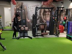 -征成健身连锁私教工作室(九公里店)