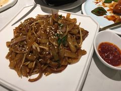 干炒牛河-喜粤8号(四海唐人街店)