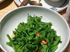 木姜子拌丝瓜尖-一坐一忘云南菜(卓悦中心)