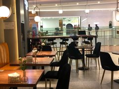 -POKEE VIA&Brunch·维娅(重庆来福士店)