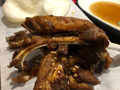 冬令手抓羊排-老头儿油爆虾·知味杭州(爱琴海购物中心)