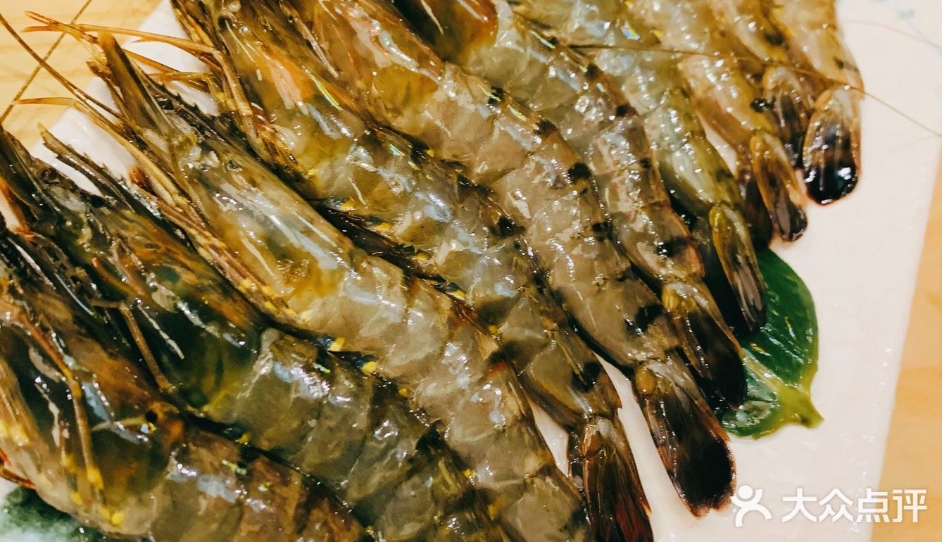 才食兼备自助餐，一锅两吃，性价比高~