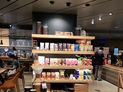 零售区-星巴克臻选(国贸商城首店)