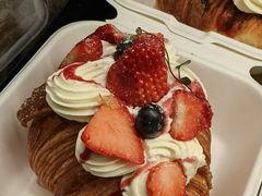 -BUTTERFUL&CREAMOROUS 黄油与面包(三里屯太古里店)