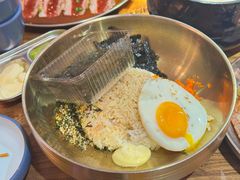 -明洞阿姨·韩式酱蟹烤肉·创意料理(三元桥店)