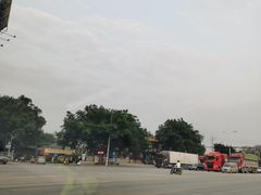 -伊岭岩风景区