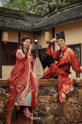 -至臻微拉婚纱摄影