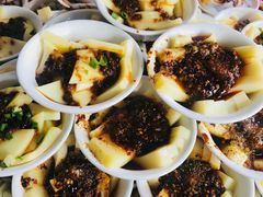 煮凉粉-洞子口张老二凉粉(文殊院店)