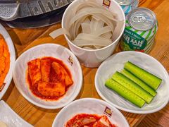 -喇喇排骨火锅·传统韩式脊骨汤(望京西园总店)