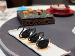黑天鹅榴莲酥-悦秀·高级粤菜