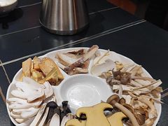 -野菌皇海景野生菌火锅(滨海大道店)