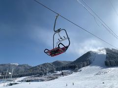 -丝绸之路山地度假区滑雪场