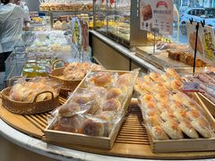 -万利隆·活力烘焙(人民路店)