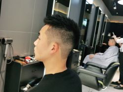 -不迫先生专业男士剪发