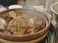-胡须佬鸡煲四季火锅店(石厦西村直营店)