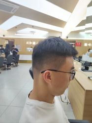 点击看大图 -川和潮人漂色·烫染·接发