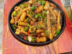 铁板鱿鱼须-八张桌子(老店)