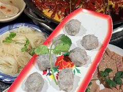 -城墙拐拐火锅(三峡广场黑金冠店)