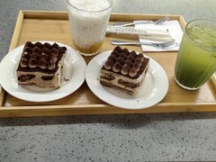 -魔方城市书房(中街益田店)