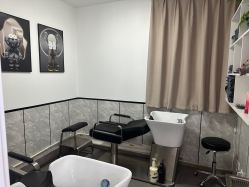 -LILI·HAIR SALON理理造型