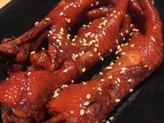 连骨头都不剩的鸡爪-佬肥猫(周浦万达店)